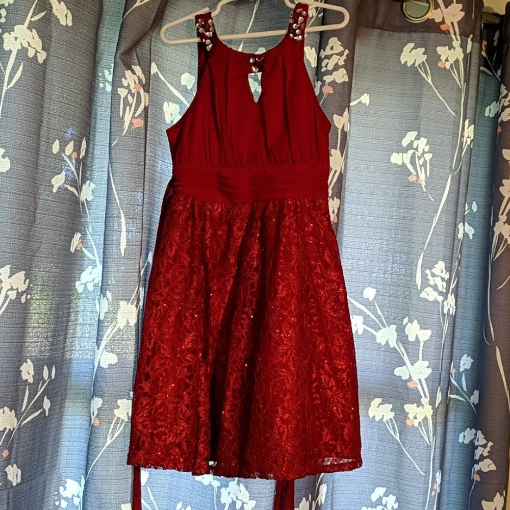Elegant Red girls dress size 8